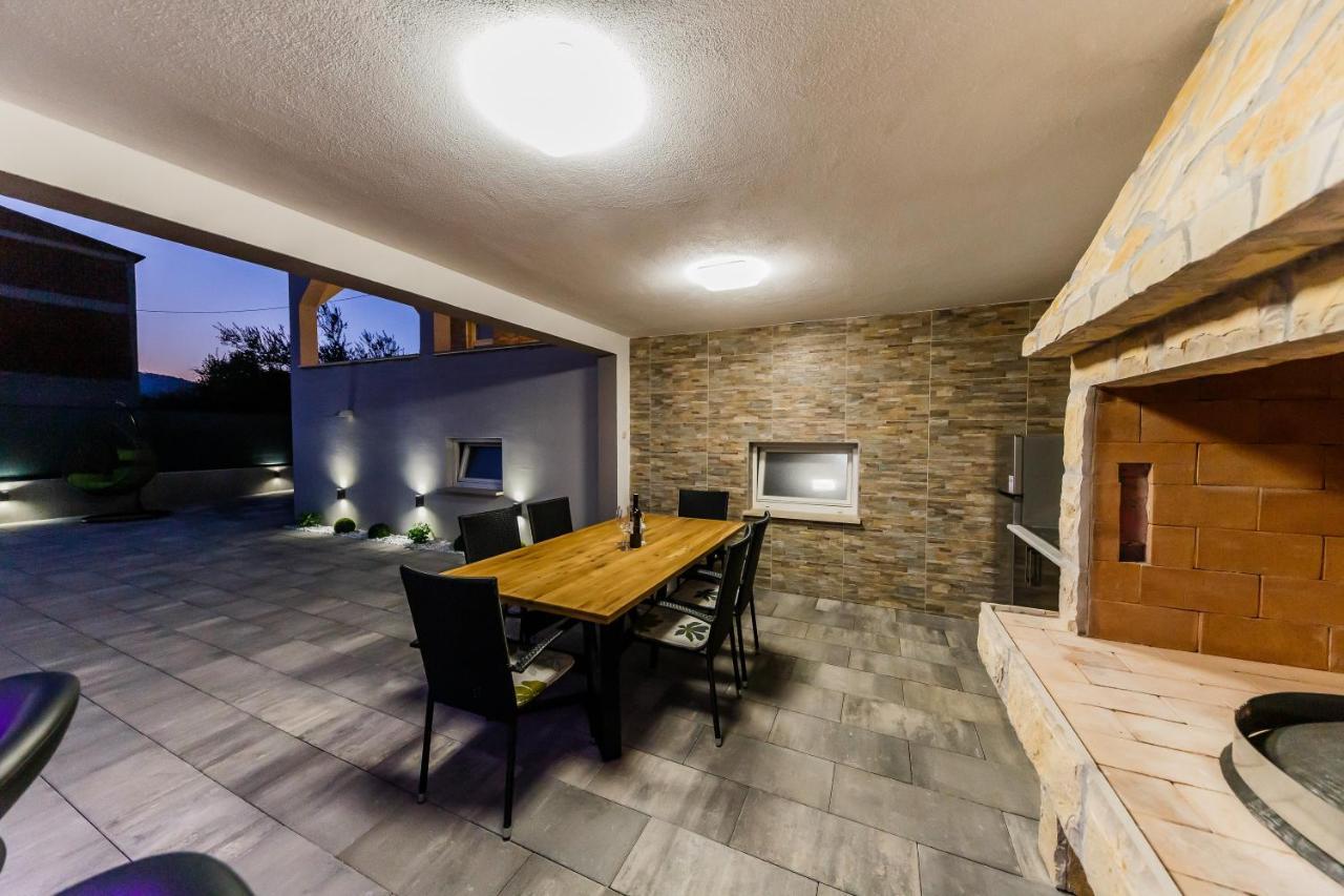 Villa Lamarin Kaštela Eksteriør billede